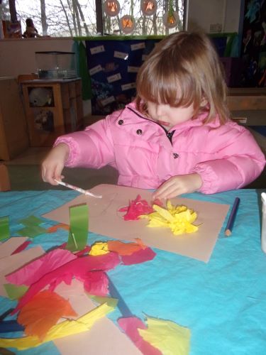 Crewe nursery children make their own traffic lights