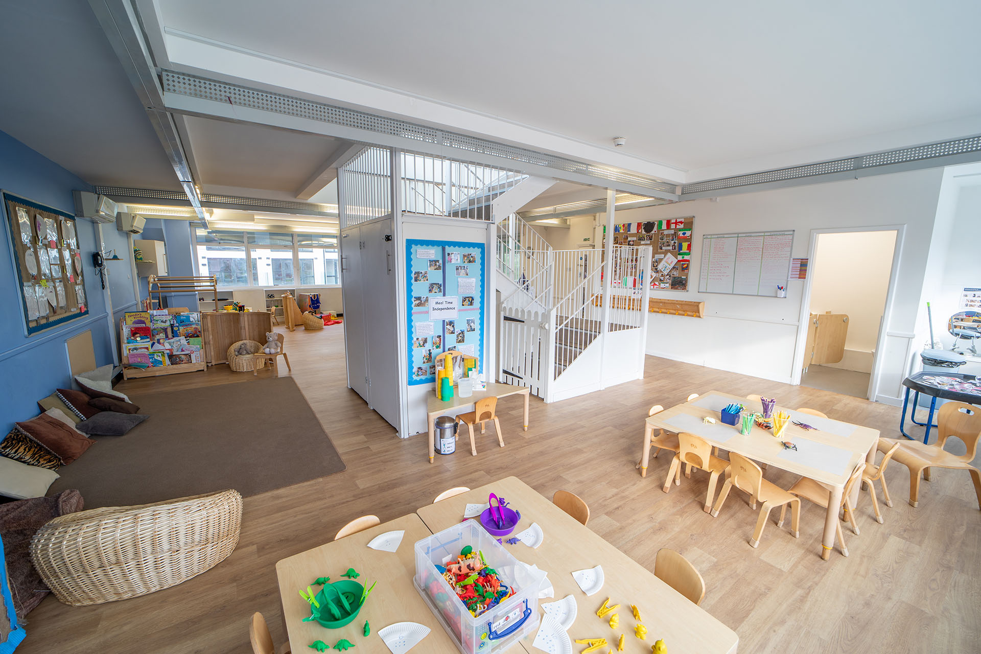 Finchley Central Day Nursery & Preschool in Finchley, London | Bright ...