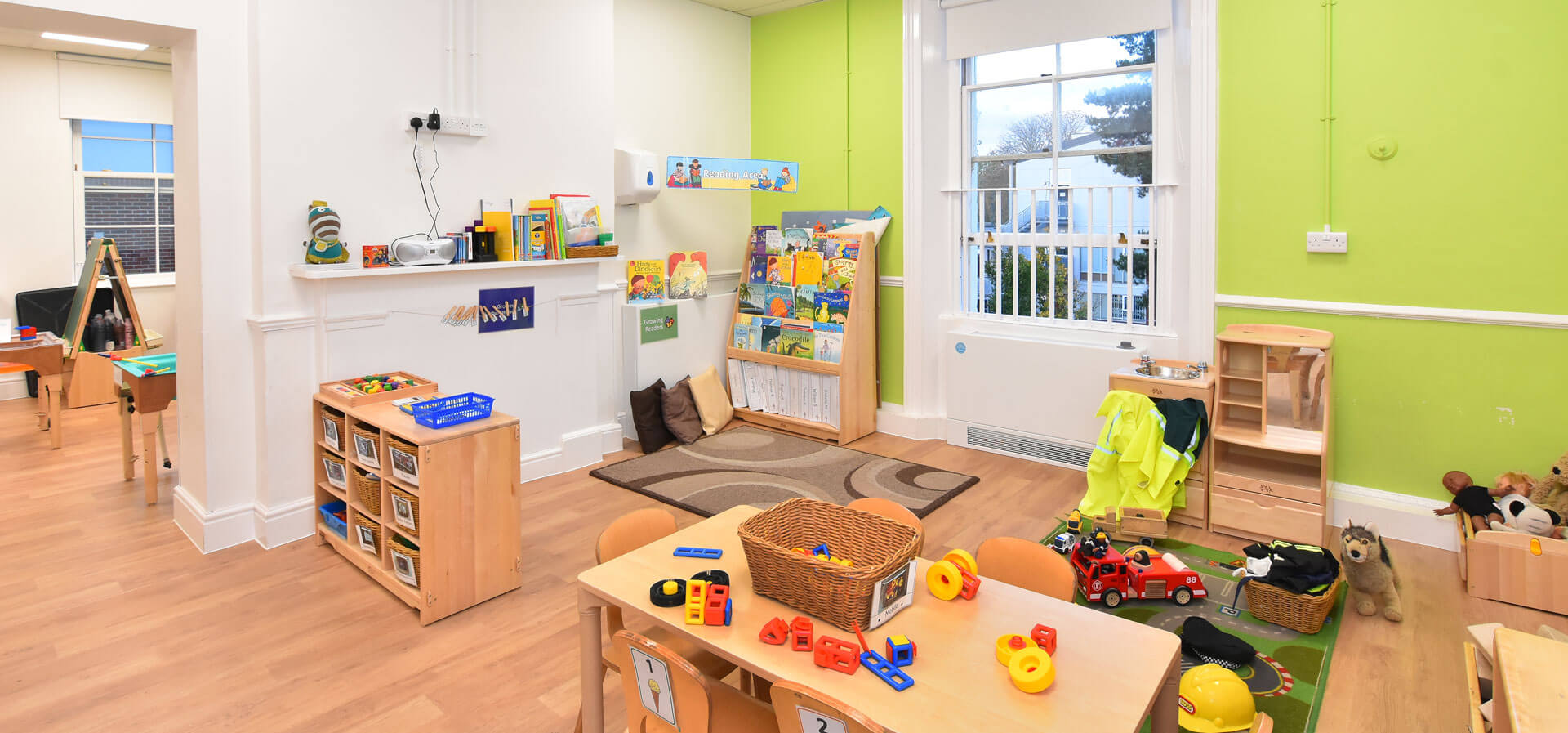 Epsom Waltham House Day Nursery & Preschool in Epsom, Surrey | Bright ...