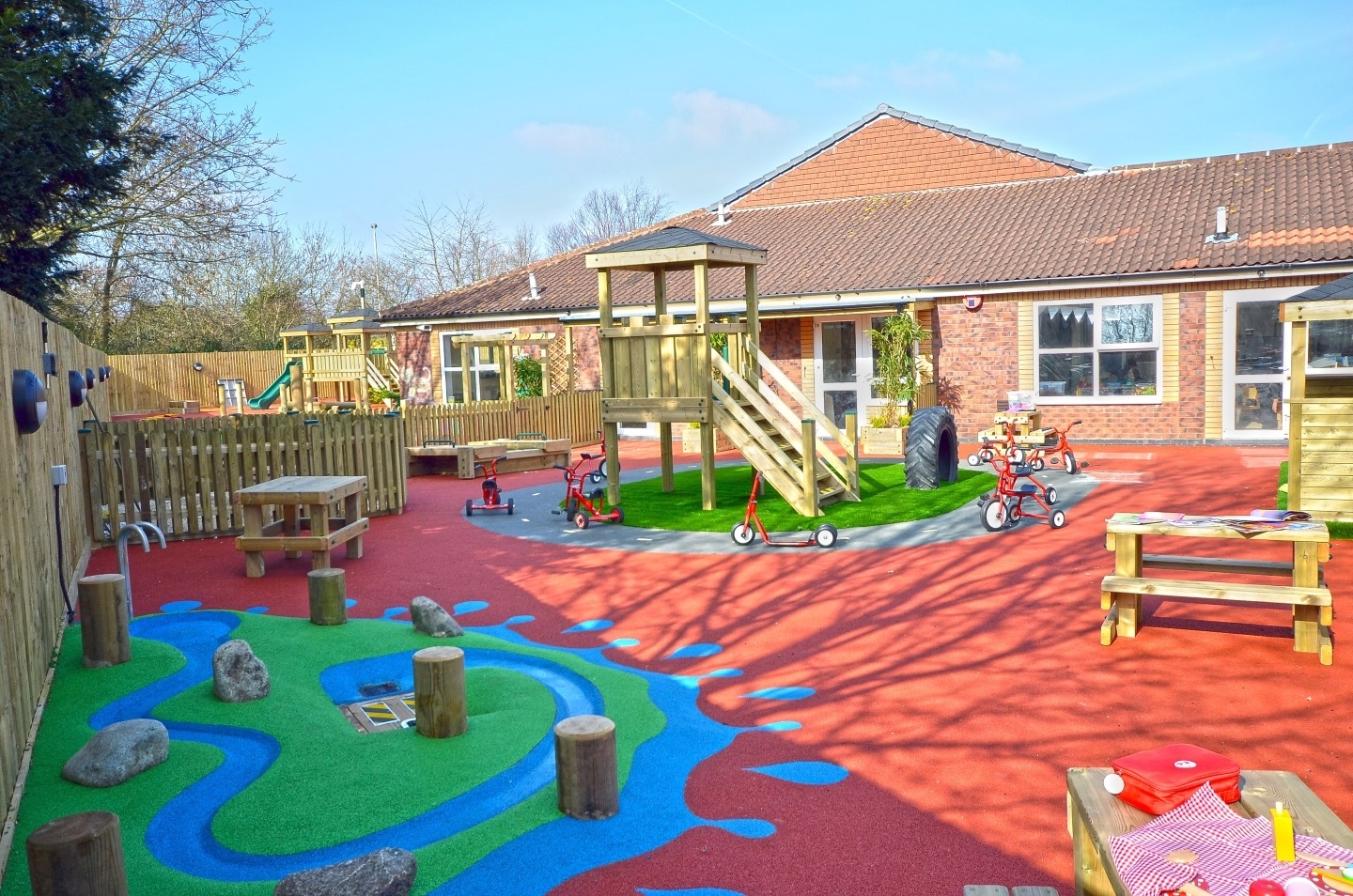 Hinckley Day Nursery & Preschool in Hinckley, Leicestershire | Bright ...